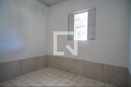 Quarto 1 de casa para alugar com 2 quartos, 80m² em Santos Dumont, São Leopoldo