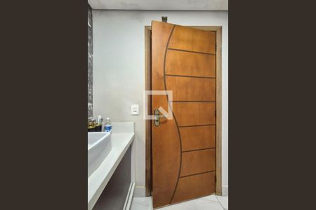 Lavabo  de casa para alugar com 3 quartos, 180m² em Núcleo Residencial Vila Vitória, Campinas