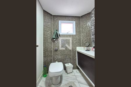 Lavabo  de casa para alugar com 3 quartos, 180m² em Núcleo Residencial Vila Vitória, Campinas