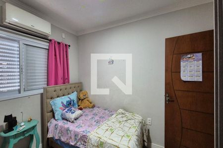 Quarto 1  de casa para alugar com 3 quartos, 180m² em Núcleo Residencial Vila Vitória, Campinas