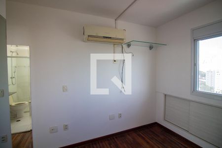 Suíte  de apartamento para alugar com 1 quarto, 65m² em Campo Belo, São Paulo