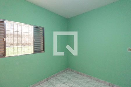 Quarto de casa para alugar com 1 quarto, 62m² em Parque Santa Teresa, Carapicuíba