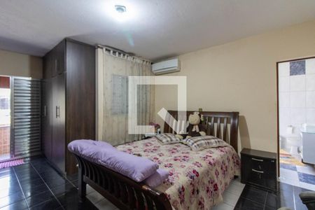 Suíte de casa à venda com 4 quartos, 296m² em Jardim Iporanga, Guarulhos