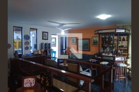 Apartamento à venda com 3 quartos, 210m² em Ingá, Niterói