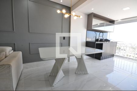 Sala de apartamento para alugar com 2 quartos, 73m² em Vila Isolina Mazzei, São Paulo
