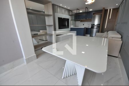 Sala de apartamento para alugar com 2 quartos, 73m² em Vila Isolina Mazzei, São Paulo