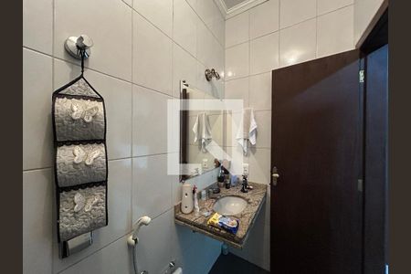 Casa à venda com 3 quartos, 218m² em Mangueiras, Belo Horizonte