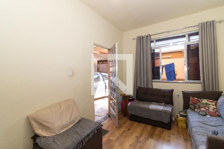 Sala de casa à venda com 3 quartos, 200m² em Realengo, Rio de Janeiro