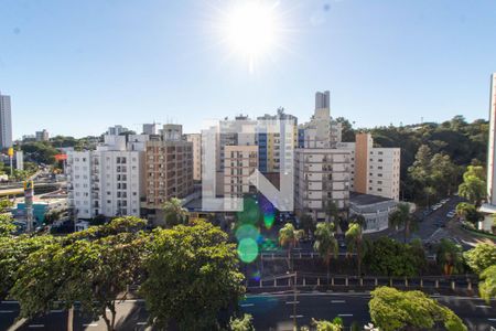VISTA DA SALA de apartamento à venda com 3 quartos, 75m² em Bosque, Campinas