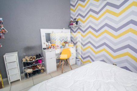 Quarto 1 de casa à venda com 3 quartos, 70m² em Realengo, Rio de Janeiro