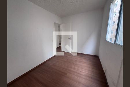 Quarto 1 de apartamento para alugar com 2 quartos, 44m² em Vargem Pequena, Rio de Janeiro