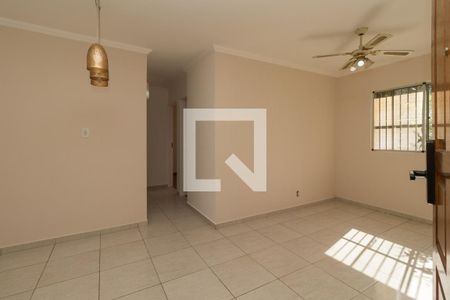 Sala de apartamento para alugar com 3 quartos, 55m² em Vila Prudente, São Paulo