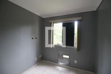 Quarto 1 de apartamento para alugar com 2 quartos, 43m² em Centro, Belford Roxo