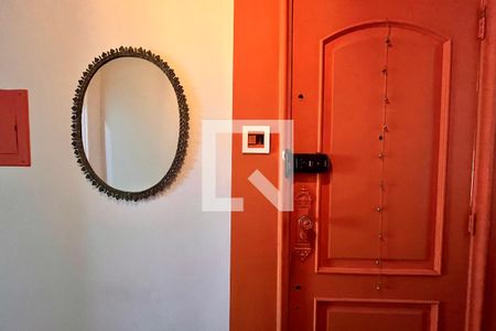 Hall de entrada de apartamento para alugar com 3 quartos, 144m² em Copacabana, Rio de Janeiro