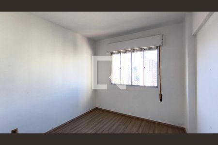 Quarto 1 de apartamento para alugar com 3 quartos, 110m² em Aclimação, São Paulo