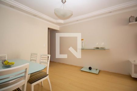 Sala de apartamento à venda com 3 quartos, 74m² em Guará, Brasília