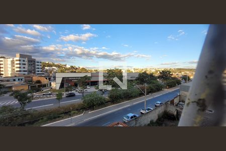 vista varanda  de apartamento para alugar com 2 quartos, 50m² em Ingá, Betim
