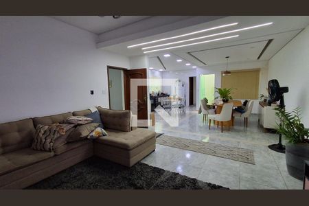 Sala de casa à venda com 3 quartos, 280m² em Vila Mariza, São Bernardo do Campo