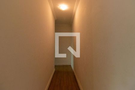 Corredor de apartamento para alugar com 2 quartos, 56m² em Jardim Sabiá, Cotia