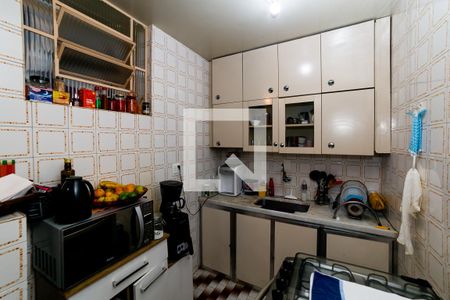 Cozinha de apartamento à venda com 3 quartos, 75m² em Santo Antônio, Belo Horizonte