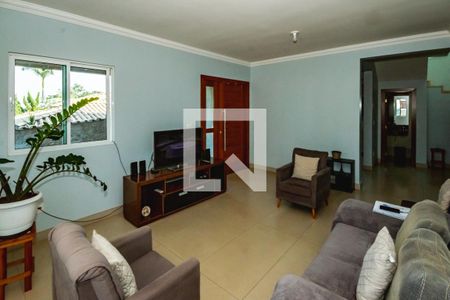 Casa à venda com 4 quartos, 750m² em Trevo, Belo Horizonte