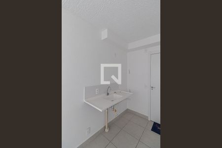 Sala/Cozinha/Área de Serviço  de apartamento para alugar com 2 quartos, 32m² em Vila Nova Curuca, São Paulo
