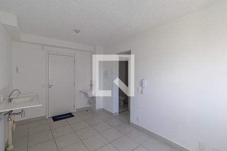 Sala/Cozinha/Área de Serviço  de apartamento para alugar com 2 quartos, 32m² em Vila Nova Curuca, São Paulo