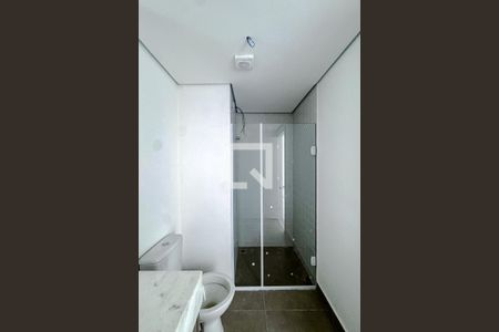Banheiro de kitnet/studio para alugar com 1 quarto, 29m² em Brás, São Paulo
