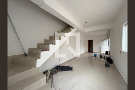 Casa à venda com 2 quartos, 90m² em Jardim Maria Antonia (Nova Veneza), Sumaré