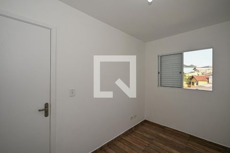 Quarto 1 de apartamento para alugar com 2 quartos, 54m² em Jardim Caner, Taboão da Serra