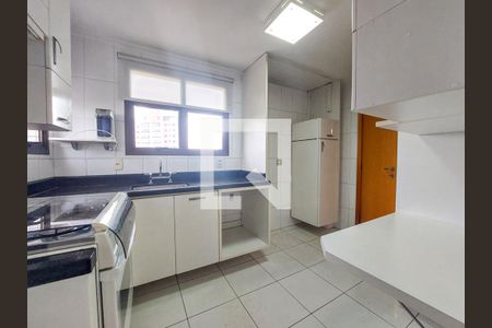 Cozinha de apartamento para alugar com 3 quartos, 97m² em Vila Andrade, São Paulo
