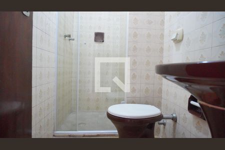 Banheiro  de apartamento para alugar com 1 quarto, 40m² em Bom Jesus, Porto Alegre