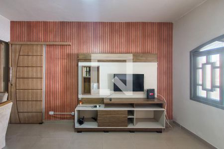 Sala de casa para alugar com 2 quartos, 146m² em Vila Tupi, Praia Grande