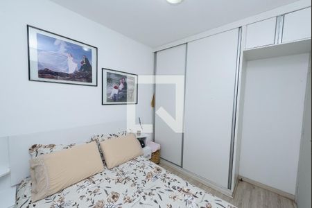 Apartamento à venda com 3 quartos, 60m² em Jardim Riacho das Pedras, Contagem