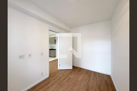 Quarto 1 de apartamento para alugar com 2 quartos, 41m² em Vila Albertina, São Paulo