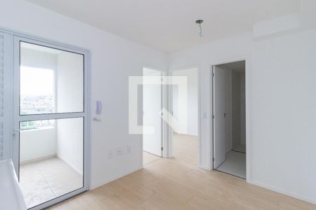 Apartamento para alugar com 2 quartos, 27m² em Jardim Jaragua (sao Domingos), São Paulo