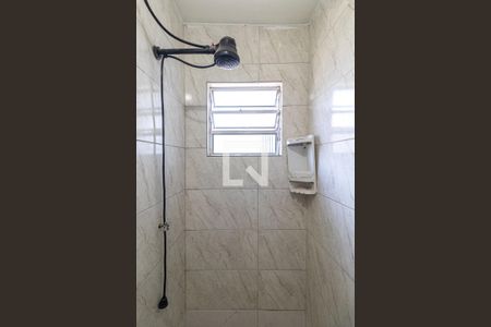 Banheiro Suíte de casa para alugar com 1 quarto, 70m² em Conjunto Habitacional Aguia de Haia, São Paulo