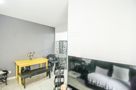 Sala de apartamento à venda com 2 quartos, 57m² em Vila Anglo Brasileira, São Paulo