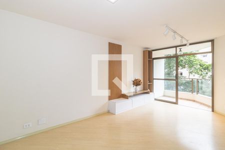 Sala de apartamento para alugar com 3 quartos, 114m² em Vila Olímpia, São Paulo