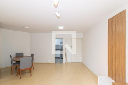 Sala de apartamento para alugar com 3 quartos, 114m² em Vila Olímpia, São Paulo