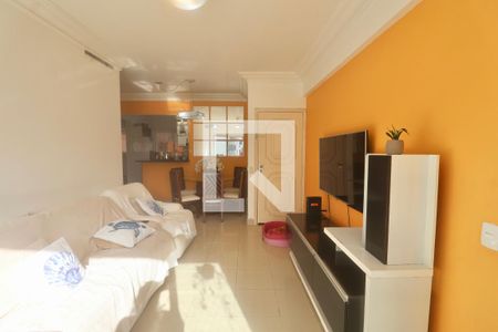 Sala de apartamento para alugar com 4 quartos, 110m² em Barra Funda, Guarujá