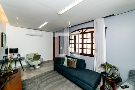 Sala de apartamento à venda com 3 quartos, 150m² em Concórdia, Belo Horizonte