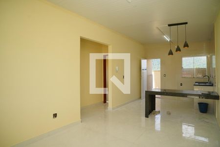 Sala de casa para alugar com 2 quartos, 62m² em Parque Bosque Fundo, Maricá