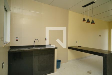 Cozinha de casa para alugar com 2 quartos, 62m² em Parque Bosque Fundo, Maricá