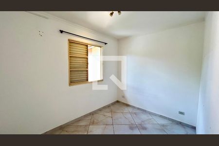 Quarto 1 de apartamento para alugar com 2 quartos, 42m² em Vila Carmela I, Guarulhos