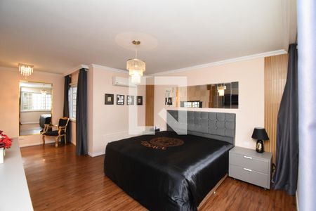 Suíte de casa à venda com 3 quartos, 415m² em Jardim Social, Curitiba