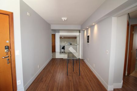 Sala / Cozinha de apartamento para alugar com 3 quartos, 106m² em Chora Menino, São Paulo