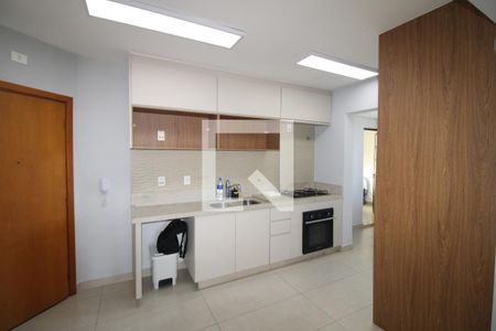 Sala / Cozinha de apartamento para alugar com 3 quartos, 106m² em Chora Menino, São Paulo