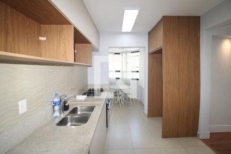 Sala / Cozinha de apartamento para alugar com 3 quartos, 106m² em Chora Menino, São Paulo