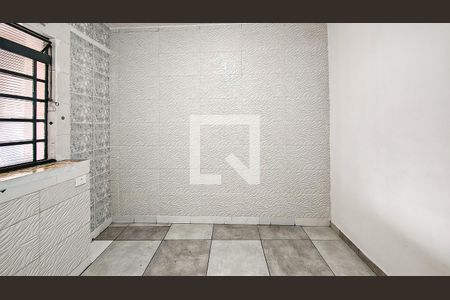 Quarto 1 de casa para alugar com 2 quartos, 46m² em Parque Sabara, São Paulo